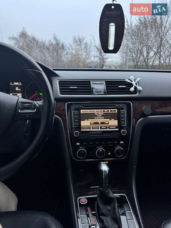 Седан Volkswagen Passat 2014 в Павлограде