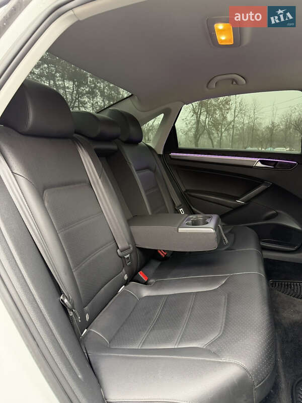 Седан Volkswagen Passat 2017 в Запорожье