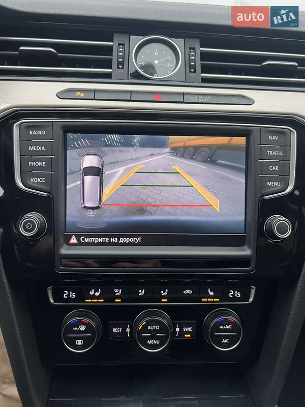 Универсал Volkswagen Passat 2016 в Луцке фото 30 Универсал Volkswagen Passat 2016 в Луцке