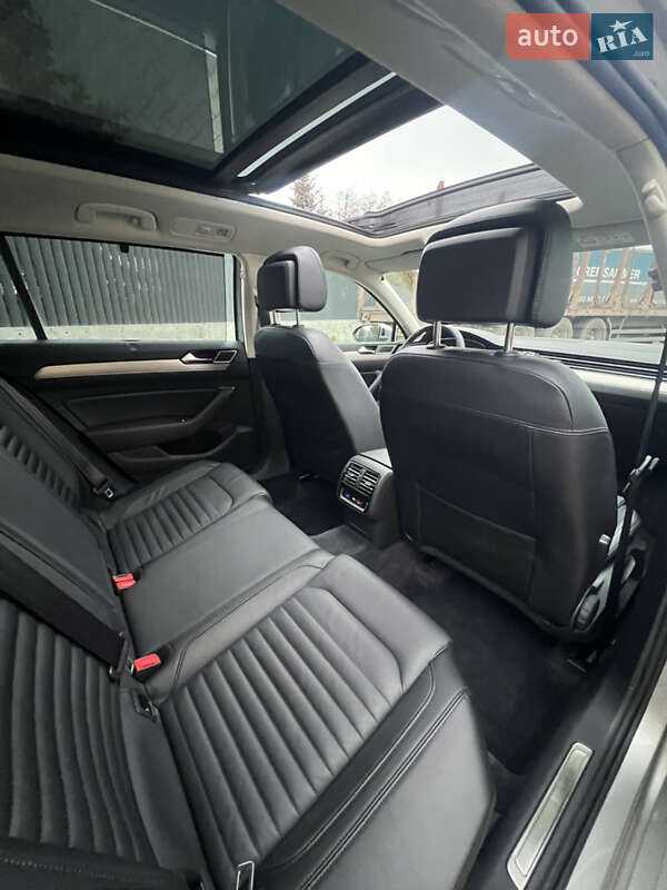 Универсал Volkswagen Passat 2016 в Луцке фото 47 Универсал Volkswagen Passat 2016 в Луцке