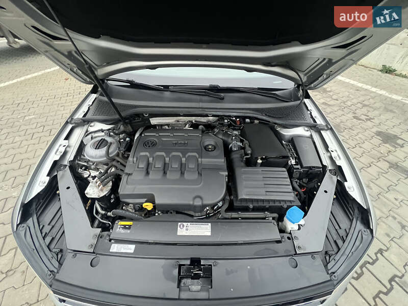 Универсал Volkswagen Passat 2016 в Луцке фото 55 Универсал Volkswagen Passat 2016 в Луцке
