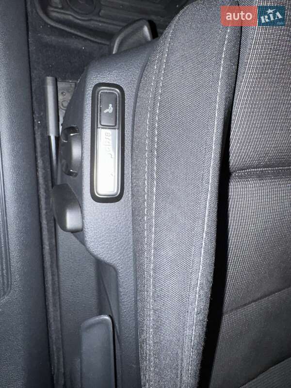 Седан Volkswagen Passat 2017 в Броварах