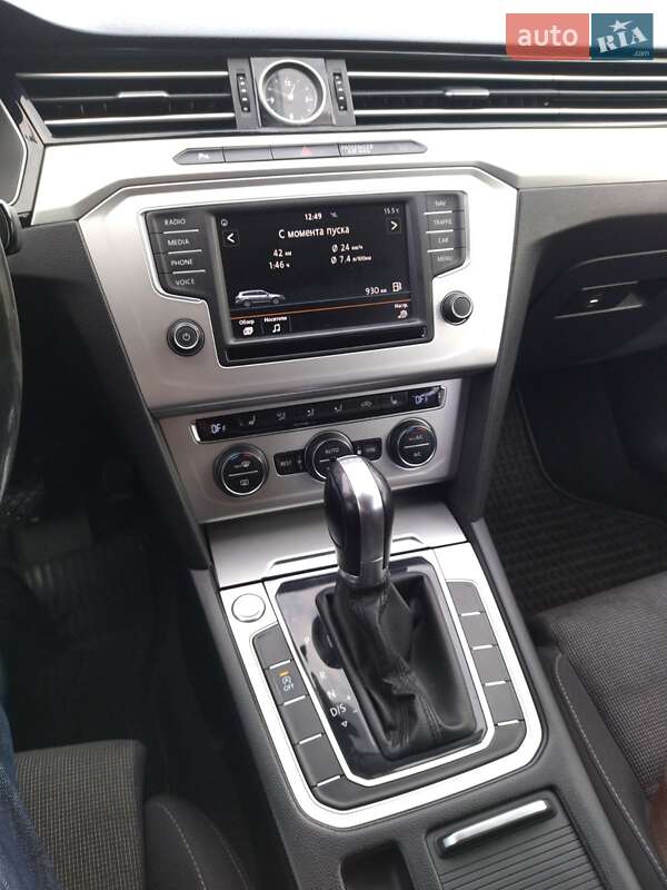 Универсал Volkswagen Passat 2015 в Черновцах фото 14 Универсал Volkswagen Passat 2015 в Черновцах