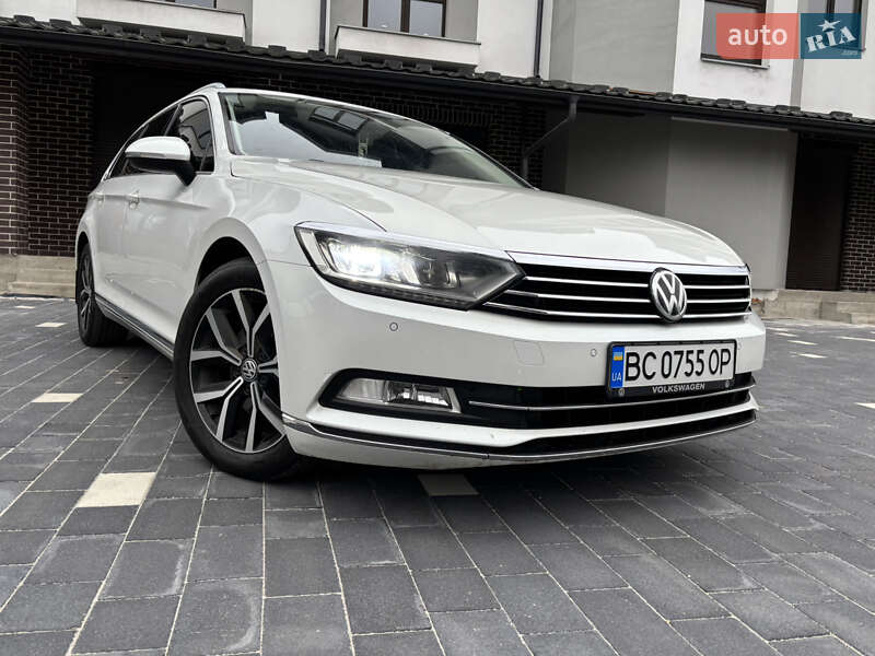 Универсал Volkswagen Passat 2018 в Львове
