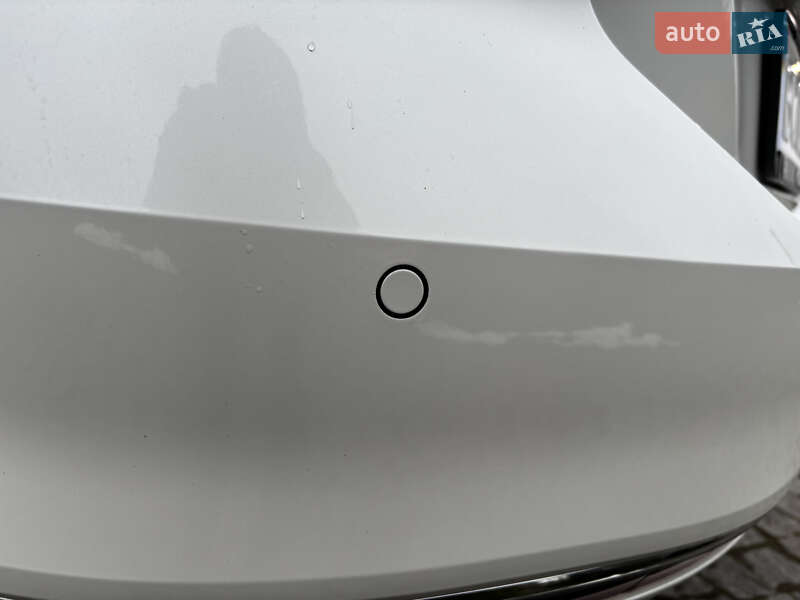 Универсал Volkswagen Passat 2018 в Львове