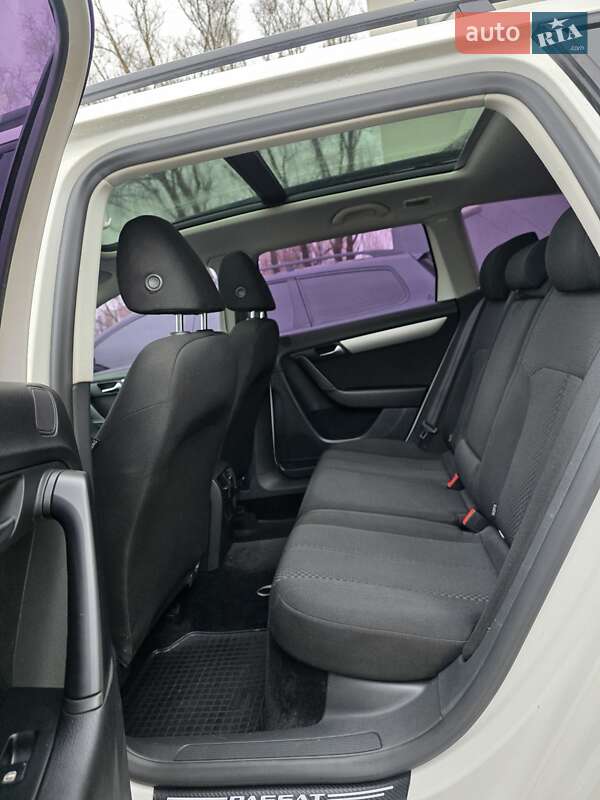 Універсал Volkswagen Passat 2011 в Хмельницькому фото 13 Універсал Volkswagen Passat 2011 в Хмельницькому