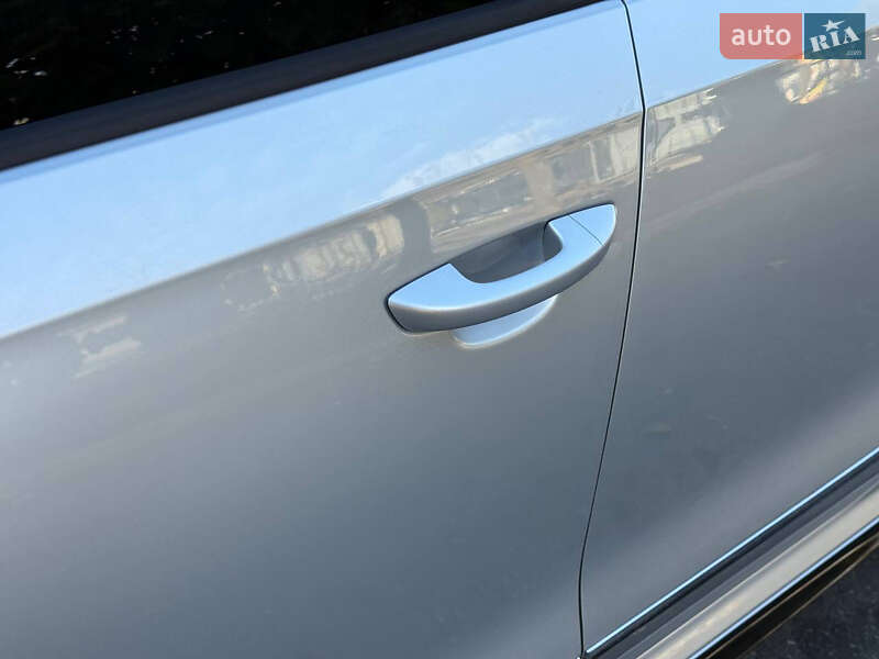 Седан Volkswagen Passat 2018 в Днепре