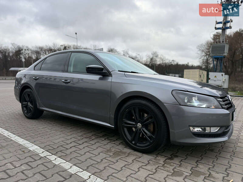 Седан Volkswagen Passat 2014 в Киеве