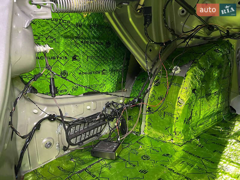 Седан Volkswagen Passat 2014 в Киеве