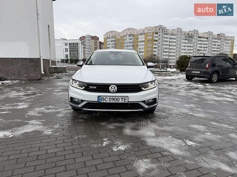 Универсал Volkswagen Passat 2017 в Львове