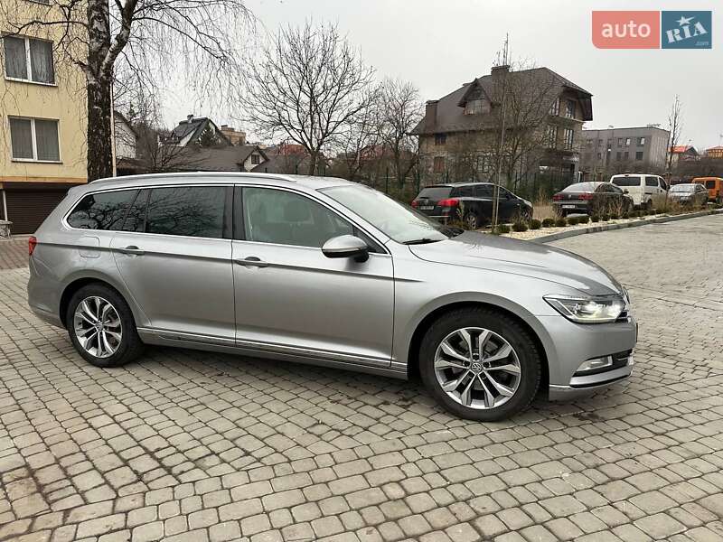 Универсал Volkswagen Passat 2019 в Львове