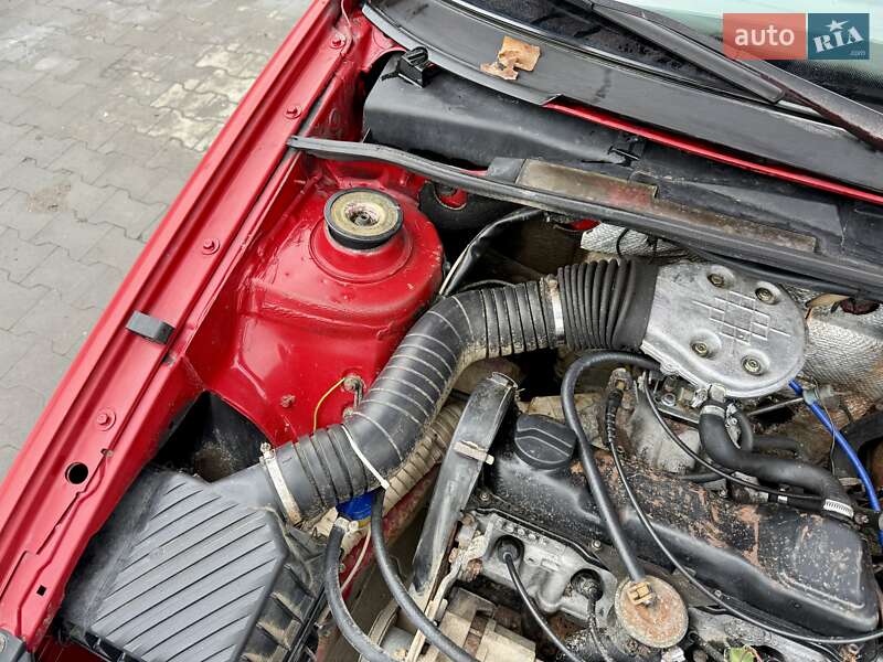 Седан Volkswagen Passat 1989 в Киеве