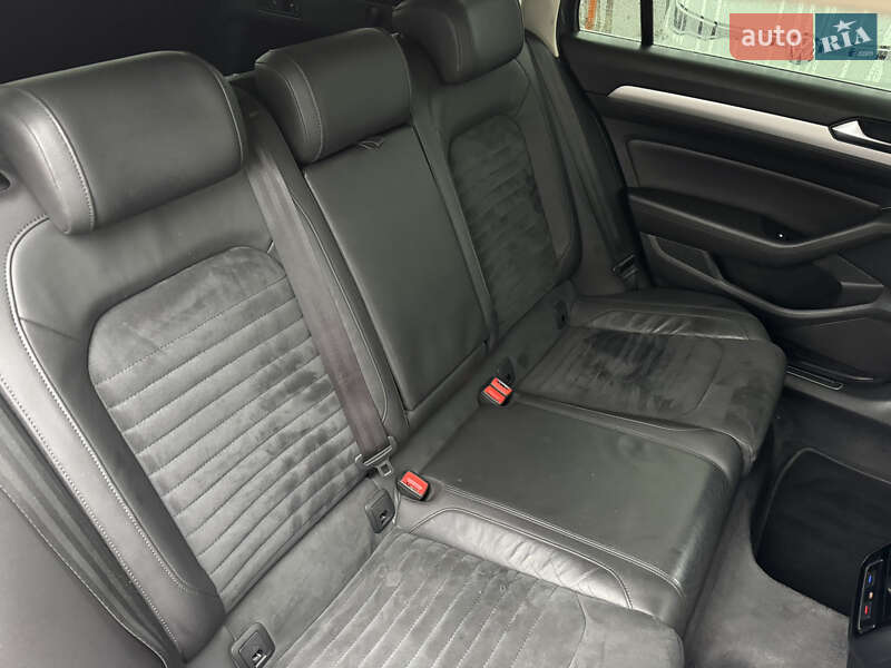 Универсал Volkswagen Passat 2016 в Умани фото 24 Универсал Volkswagen Passat 2016 в Умани