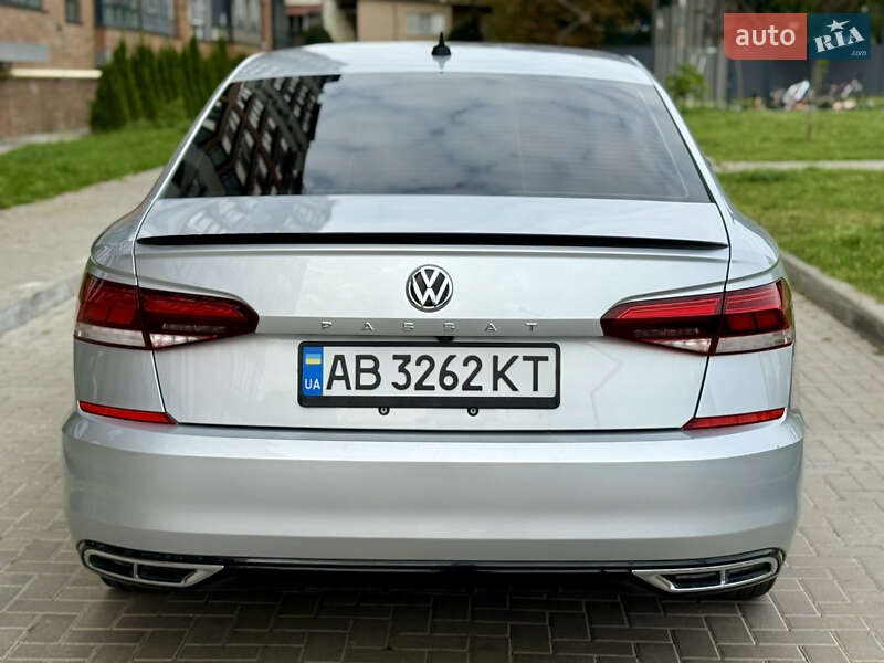 Седан Volkswagen Passat 2020 в Житомирі