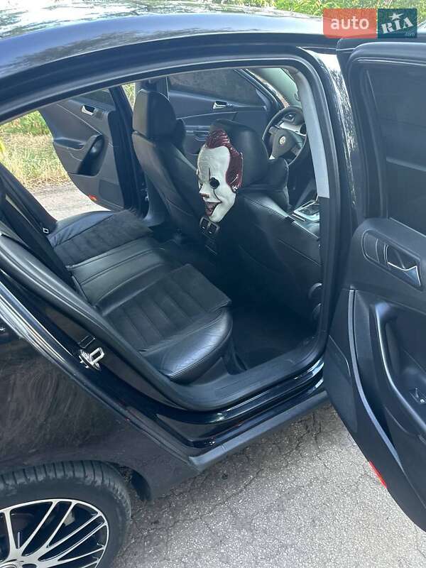 Седан Volkswagen Passat 2006 в Днепре