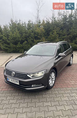 Универсал Volkswagen Passat 2015 в Шепетовке