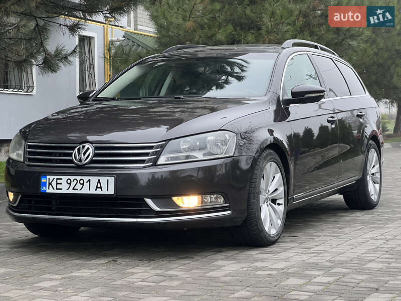 Универсал Volkswagen Passat 2011 в Днепре