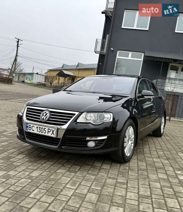 Седан Volkswagen Passat 2009 в Львове