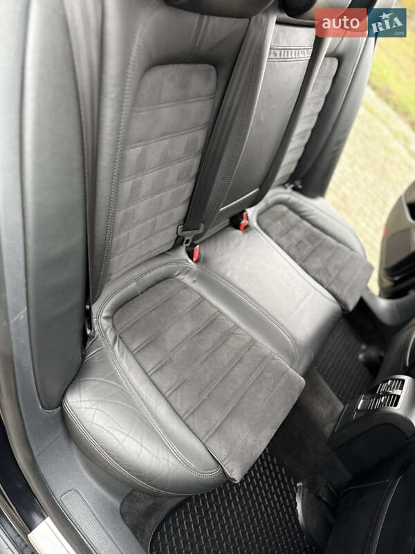 Седан Volkswagen Passat 2009 в Львове