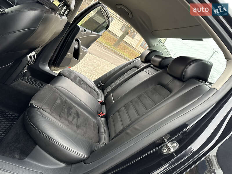 Седан Volkswagen Passat 2009 в Львове