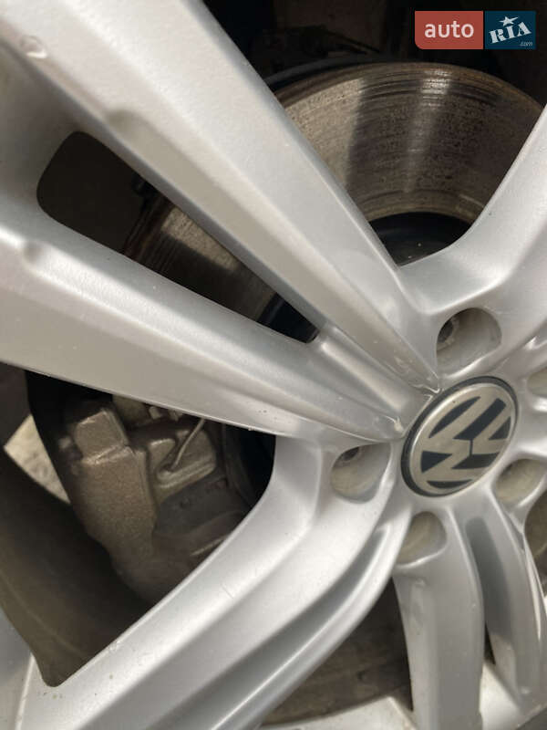 Седан Volkswagen Passat 2013 в Києві фото 6 Седан Volkswagen Passat 2013 в Києві