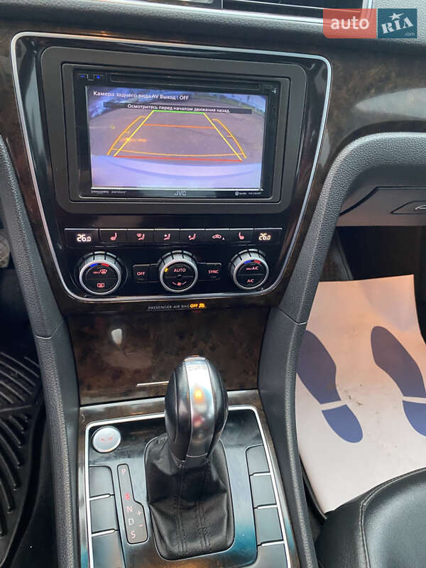 Седан Volkswagen Passat 2013 в Києві фото 12 Седан Volkswagen Passat 2013 в Києві