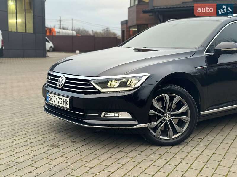 Универсал Volkswagen Passat 2015 в Ровно