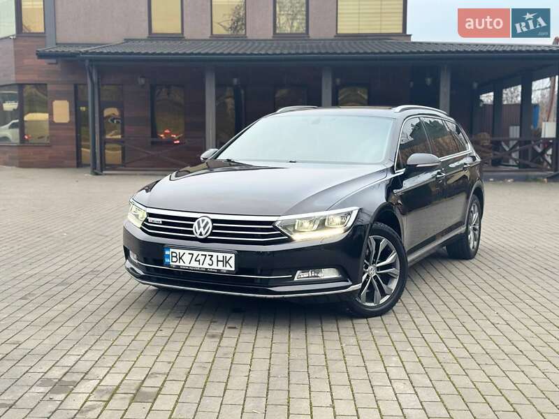 Универсал Volkswagen Passat 2015 в Ровно