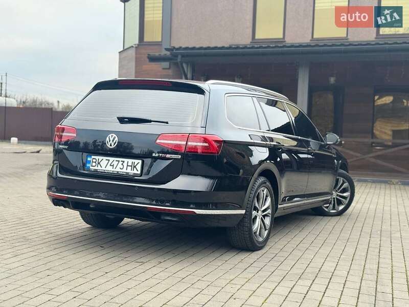 Универсал Volkswagen Passat 2015 в Ровно