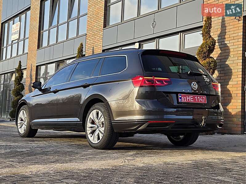 Volkswagen Passat 2021