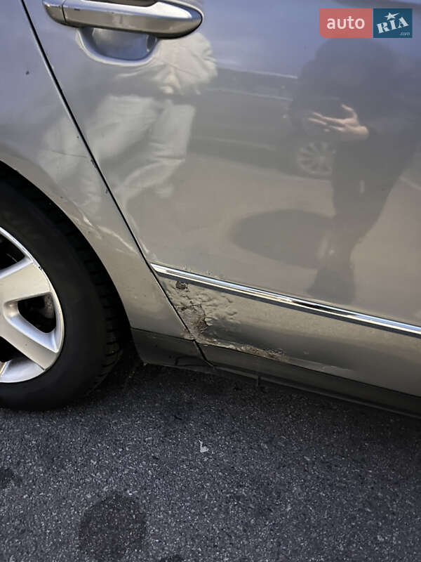 Універсал Volkswagen Passat 2008 в Києві