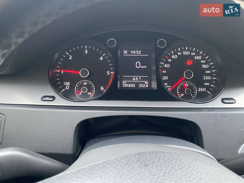 Універсал Volkswagen Passat 2010 в Ужгороді