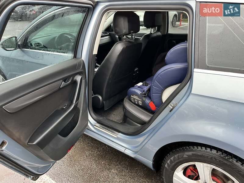 Универсал Volkswagen Passat 2013 в Харькове