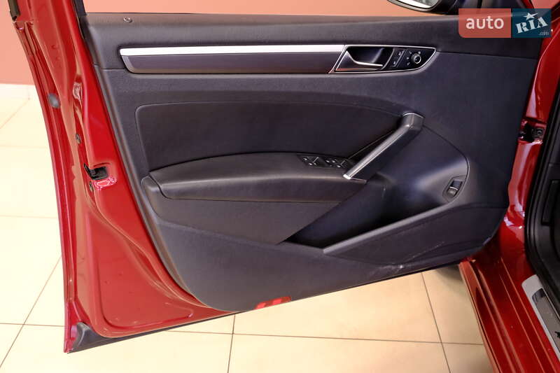 Седан Volkswagen Passat 2017 в Одесі фото 28 Седан Volkswagen Passat 2017 в Одесі