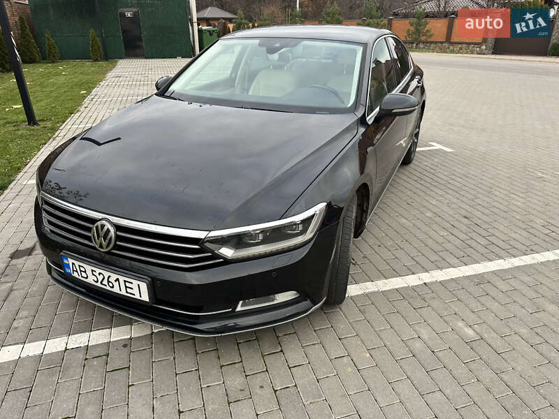 Седан Volkswagen Passat 2015 в Виннице