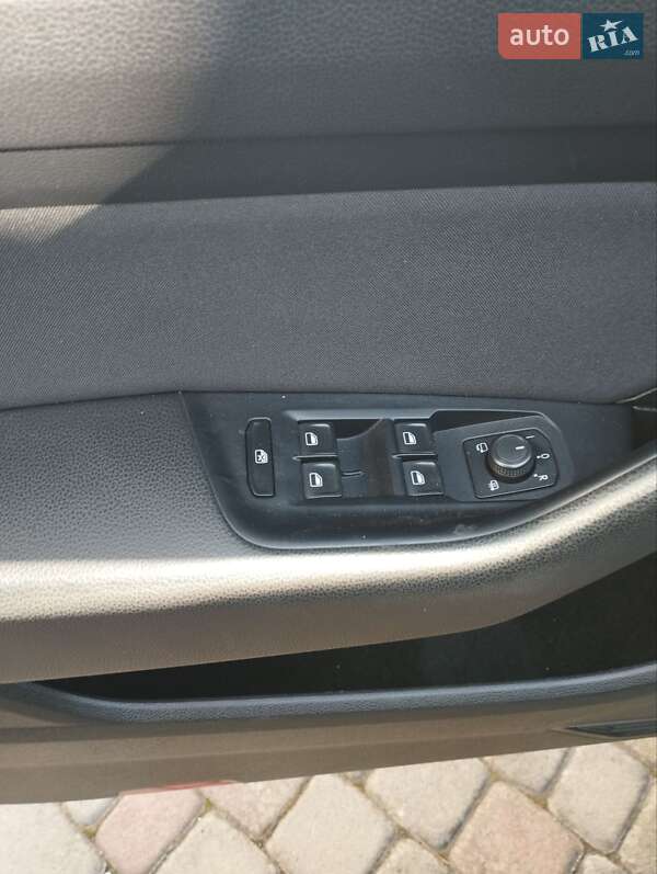 Універсал Volkswagen Passat 2015 в Хотині фото 8 Універсал Volkswagen Passat 2015 в Хотині