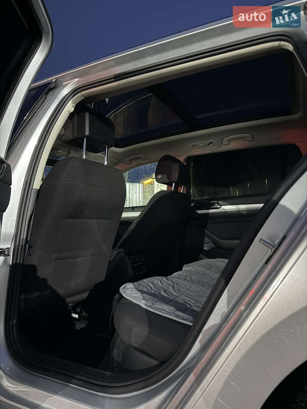 Универсал Volkswagen Passat 2015 в Коломые