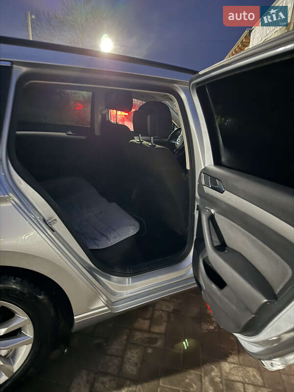 Универсал Volkswagen Passat 2015 в Коломые