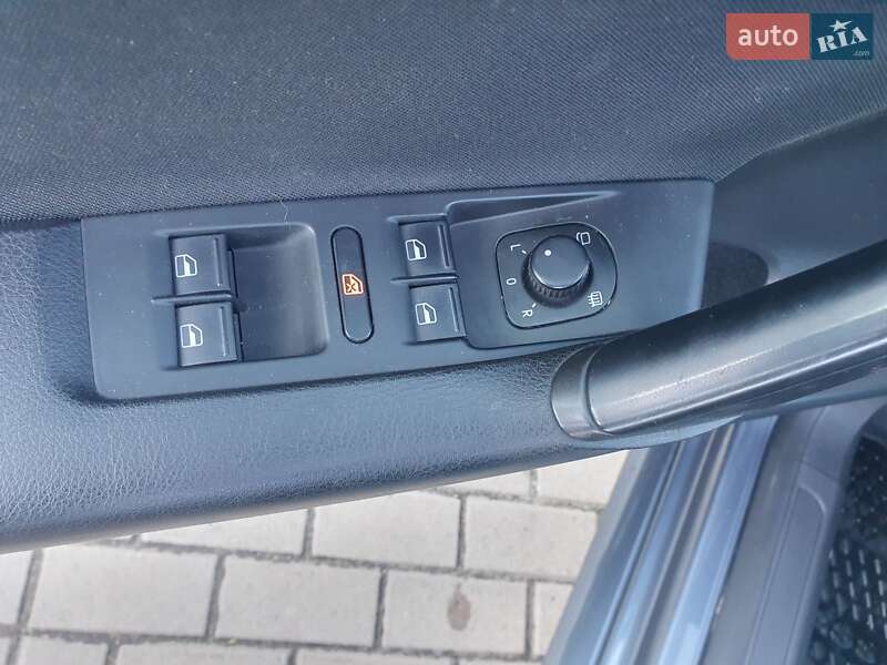 Універсал Volkswagen Passat 2011 в Дубні