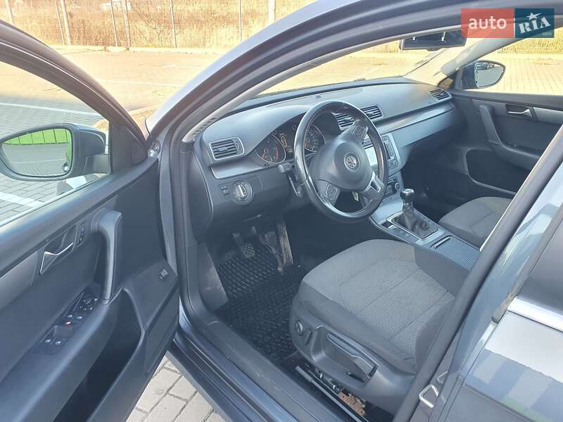 Універсал Volkswagen Passat 2011 в Дубні