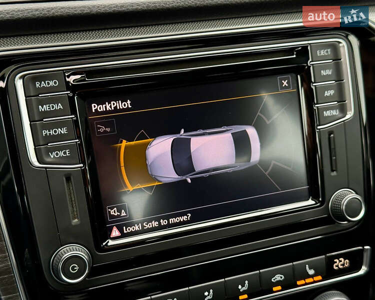 Седан Volkswagen Passat 2018 в Киеве