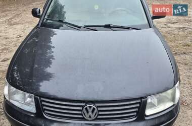 Универсал Volkswagen Passat 2001 в Киеве