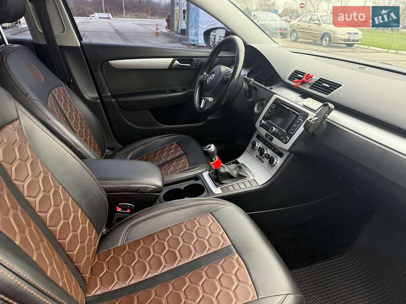 Универсал Volkswagen Passat 2012 в Ужгороде фото 31 Универсал Volkswagen Passat 2012 в Ужгороде