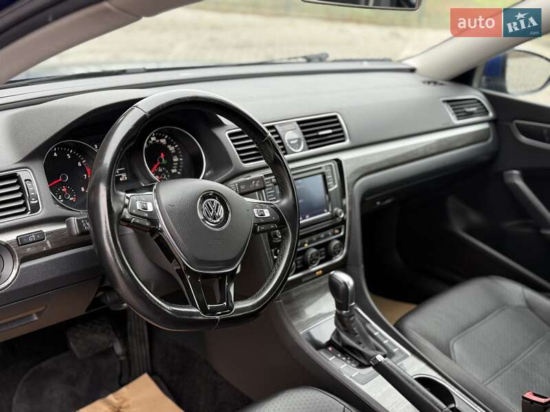 Седан Volkswagen Passat 2015 в Луцьку фото 15 Седан Volkswagen Passat 2015 в Луцьку