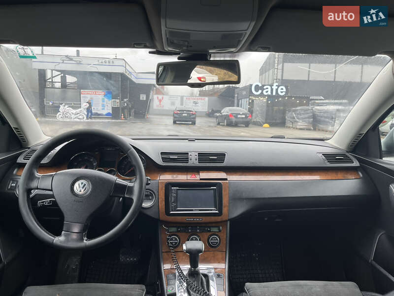Седан Volkswagen Passat 2006 в Києві