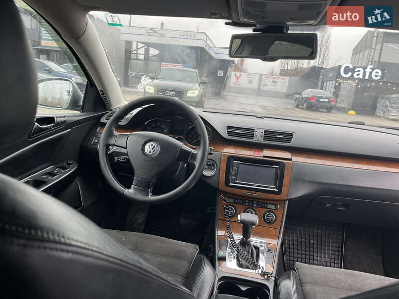 Седан Volkswagen Passat 2006 в Києві