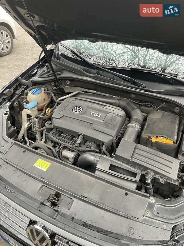 Седан Volkswagen Passat 2017 в Хмельницькому