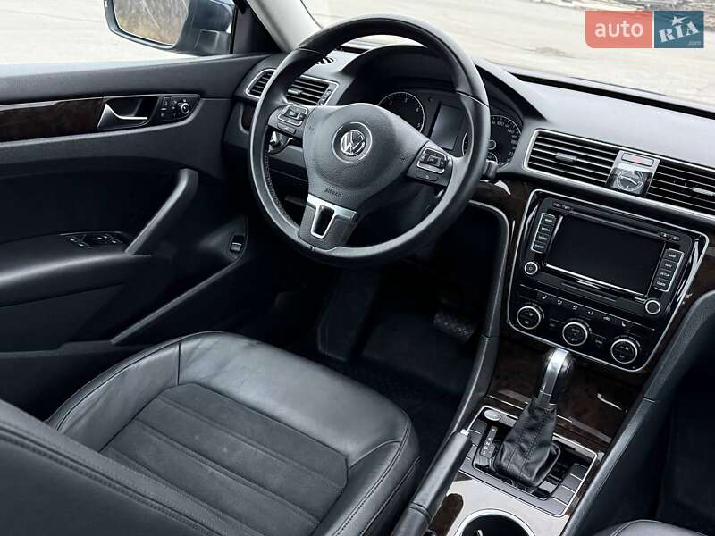 Седан Volkswagen Passat 2014 в Ровно фото 28 Седан Volkswagen Passat 2014 в Ровно