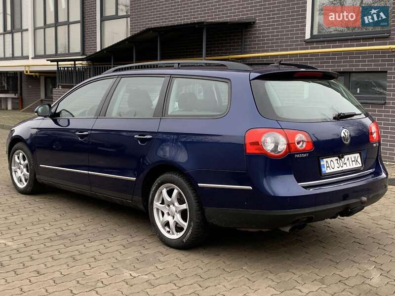 Універсал Volkswagen Passat 2008 в Жовкві