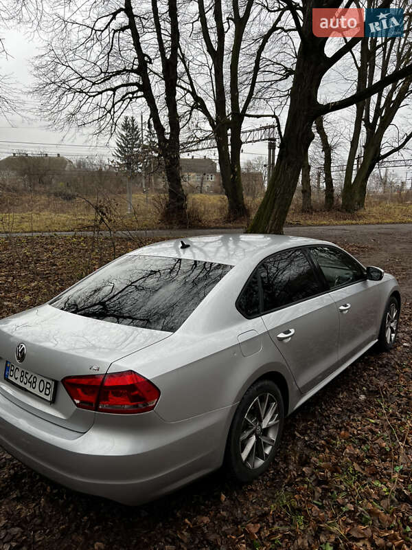 Седан Volkswagen Passat 2015 в Ходореві фото 46 Седан Volkswagen Passat 2015 в Ходореві